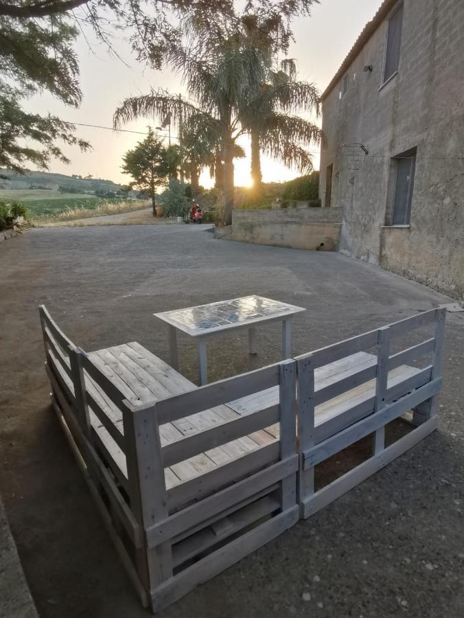 Villa Antico Baglio Siciliano Parecchiata Buseto Superiore Exterior foto